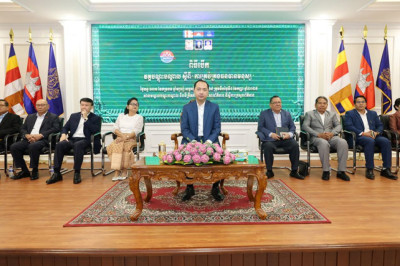 មន្ត្រីទាំងអស់គឺត្រូវតែមានទាំងសមត្ថភាព ទេពកោសល្យ និងមានស្នាដៃ ដើម្បីបំពេញការងារជូនជាតិឱ្យទទួលបានជោគជ័យ