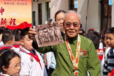 មនុស្សដែលគ្មានភាពស្មោះត្រង់មិនអាចទទួលបានសច្ចភាព  ប្រទេសដែលគ្មានទំនុកចិត្តនៅលើពិភពលោកមិនអាចទទួលបានកេរ្តិ៍ឈ្មោះ