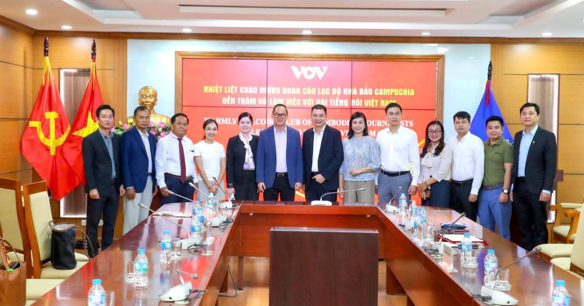 អ្នកកាសែតត្រូវប្រើAI កុំឱ្យAI ប្រើអ្នកកាសែត